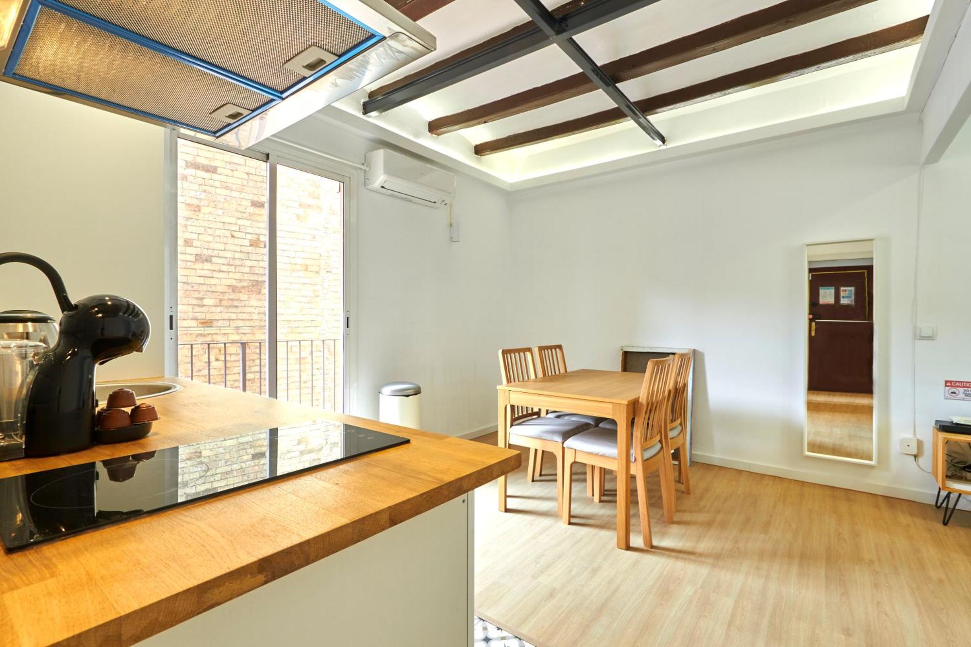Ma Bright Apartment Next To Parc De Montjuic Barcelona Exterior photo